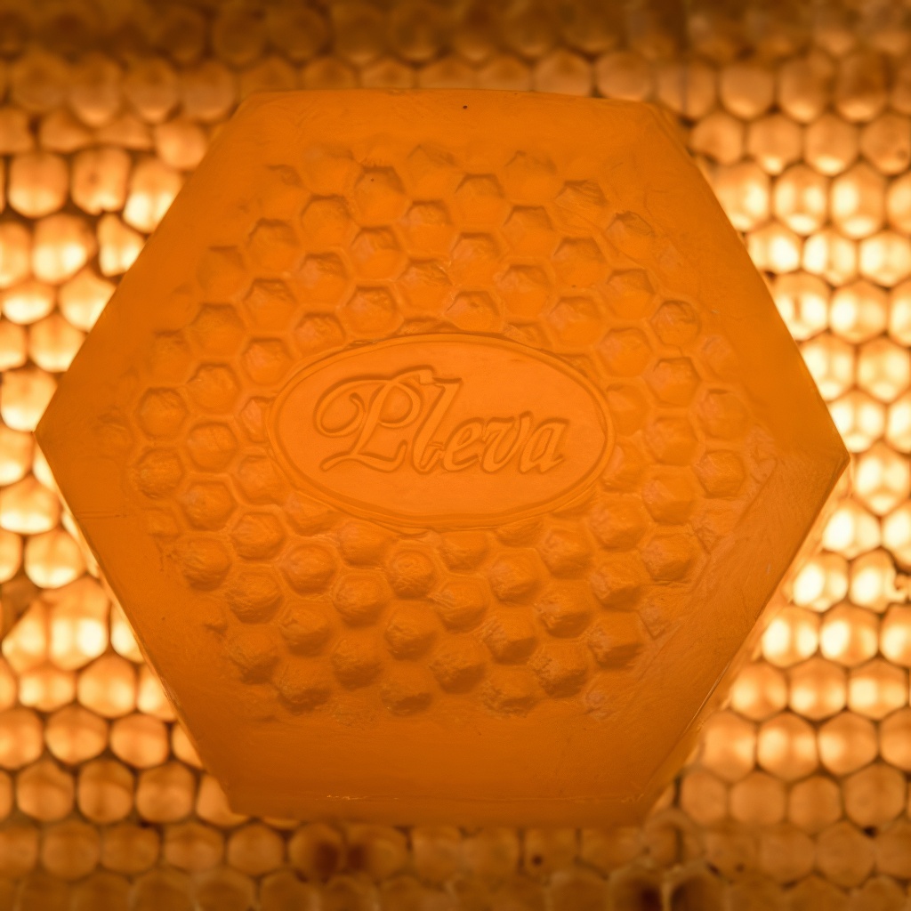 Sapone Pleva che accarezza - 100g