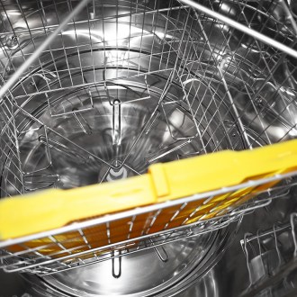 Smielatore Lysoň Basic 4 telai elettrico - senza albero - 230V P60