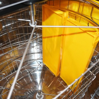 Smielatore Lysoň Basic 4 telai elettrico - senza albero - 230V P60